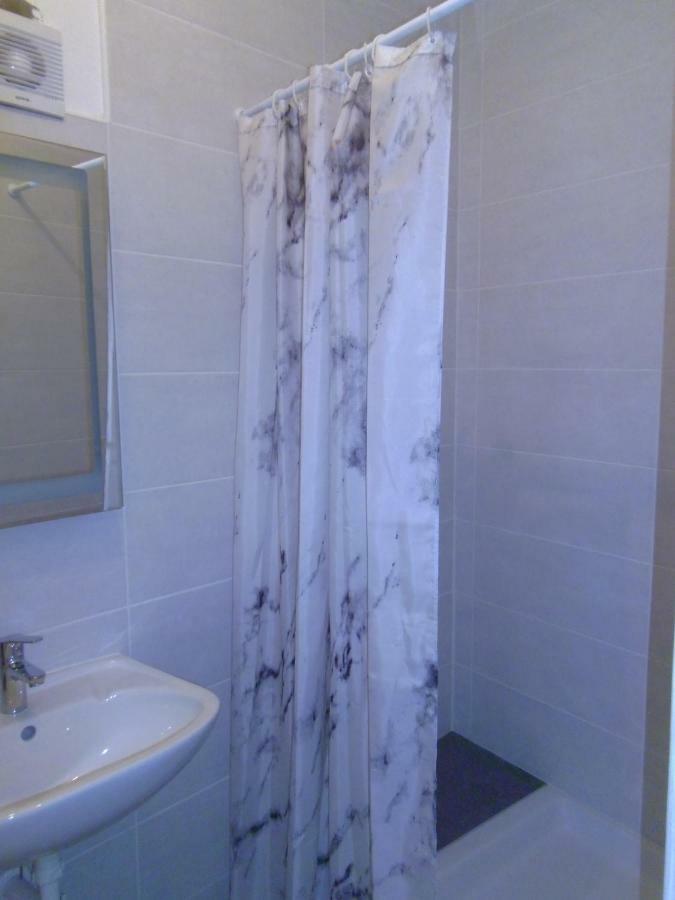 Appartement Apartman Sara à Šibenik Extérieur photo